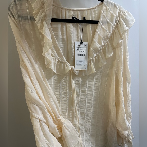 Zara blouse - Picture 4 of 4